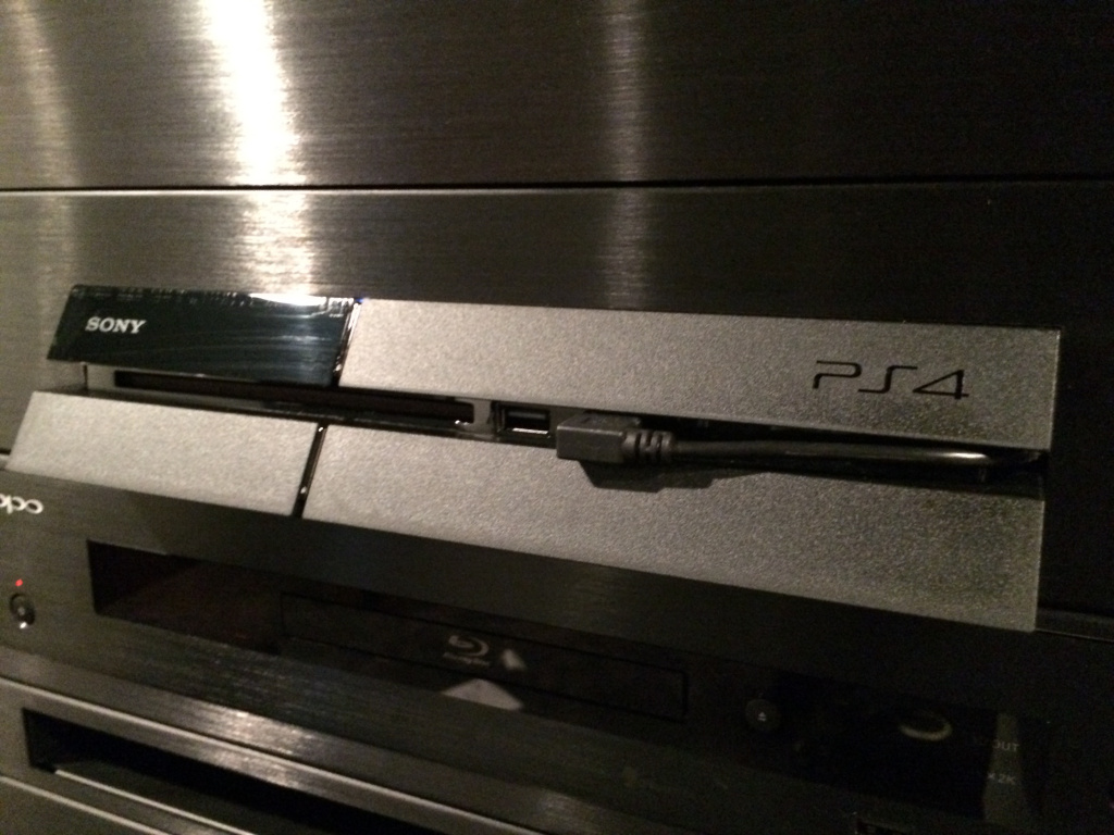 ps4_xbox.jpeg ps4_xbox.jpeg
